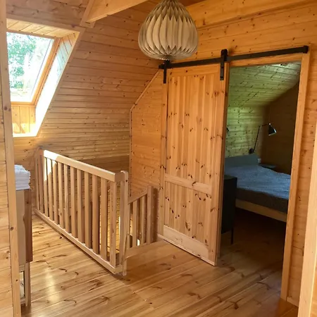 Dom Na Perlowej Kopalino
