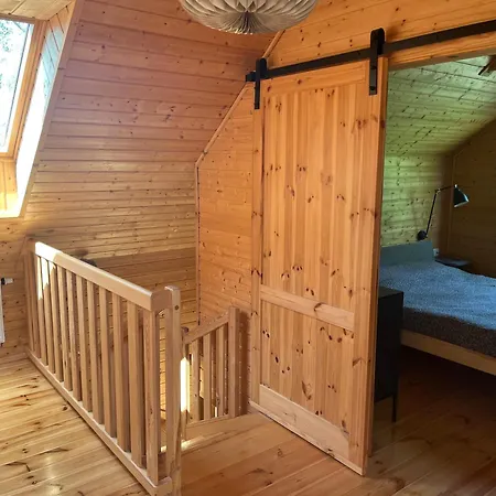 Dom Na Perlowej بيت للعطل كوبالينو